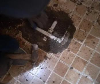 长汀卫生间漏水维修公司为您分享下卫生间渗水如何处理及注意事项